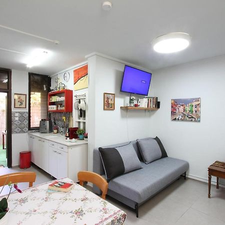 Like Home Gedera Bagian luar foto