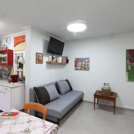 Like Home Gedera Bagian luar foto